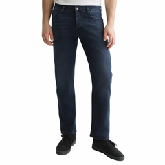 The Zee Straight Denim Jean