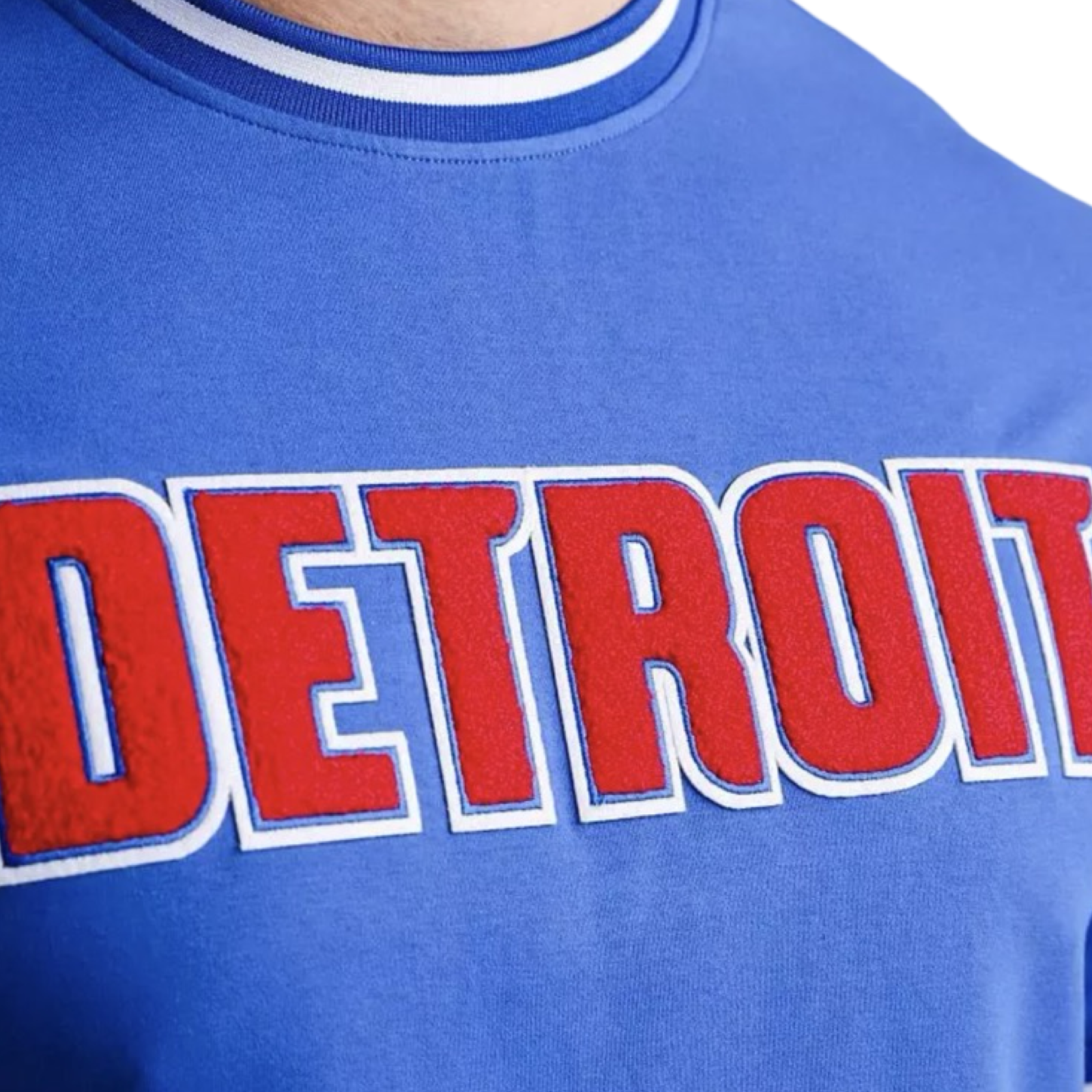 Detroit Pistons Classic Chenille Tee