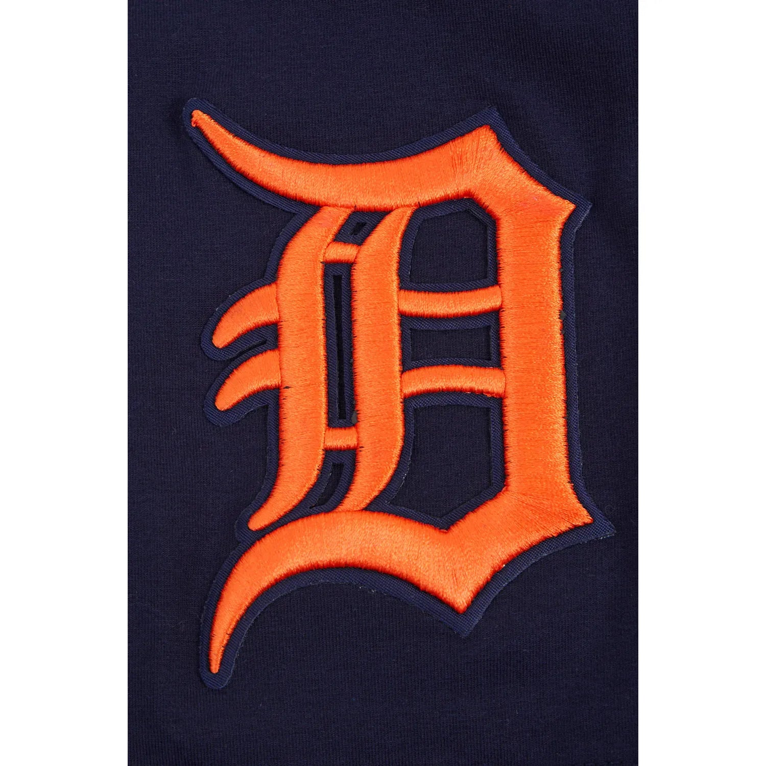 Detroit Tiger's Script Tail Men's Tops