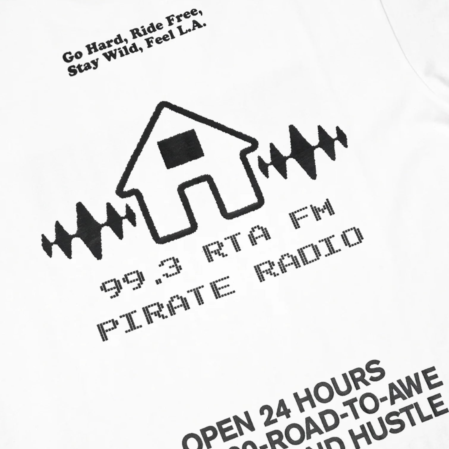 Colin Oversized Short Sleeve T-Shirt | White Radio House